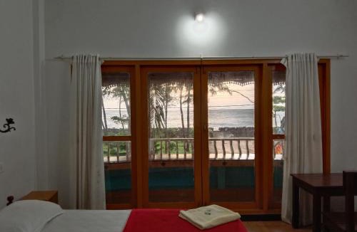 Kuzhuppilly House | Cherai Ocean View Home