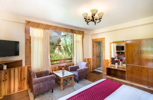 Manali Hotel | Chirag Haveli Retreat