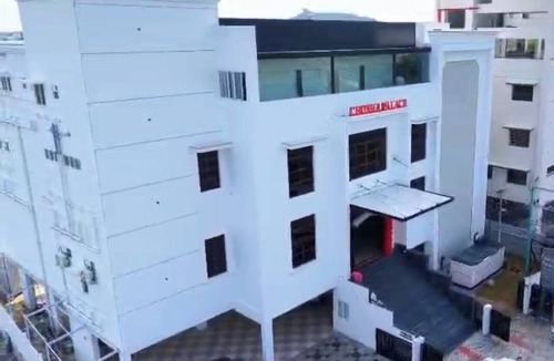 Perambalur Cabin | CHOZHA PALACE PREMIUM ROOMS AC