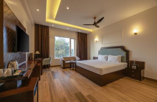 Dhanbad Hotel | Clarks Inn Suites Dhanbad