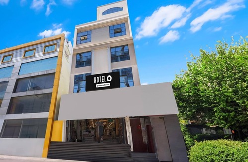 Guntur House | Classic Omkar Residency