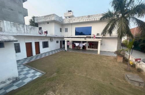Mohangarh Bed & Breakfast | Classic Rooms