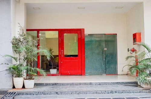 Central Pune House | Classic With Balcony Hotel Town Plaza
