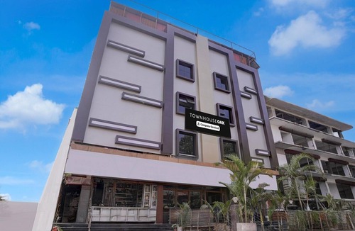Dharwad House | Classic with Twin BedHotel Aditya Inn