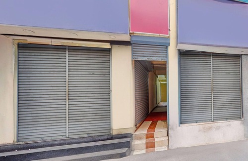 Central Chennai House | Classic with Twin BedDelmon Residency