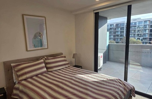 Dickson Apartment | Classy 2b2b apartment/Northbourne Ave