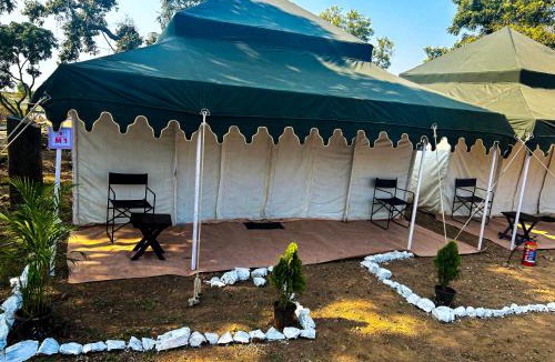 Dubbi Hotel | CLUB 21 by Sariska Fun City, Alwar