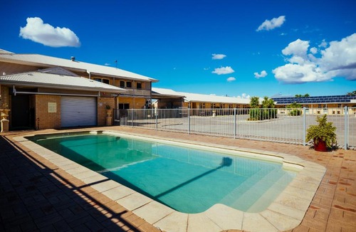 Narrabri Hotel | Club Motor Inn