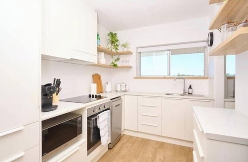 Nambucca Heads Apartment | Coastal Calm - Stylish Escape in Heart of Nambucca