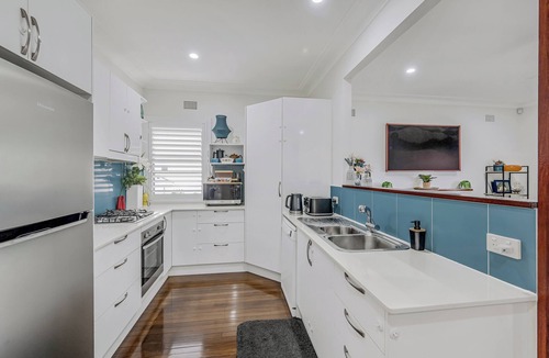 Port Macquarie House | Coastal Escape - Close to CBD & Port's Beautiful Beaches.