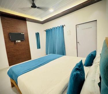 Diveagar Cabin | Coastal Home