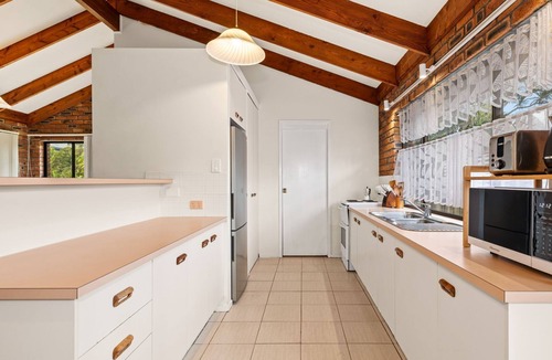 Pottsville House | Coastal Paws Pet friendly, family beach house in Pottsville