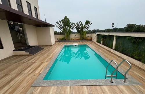 Vadanemelli Hotel | Coastal villa