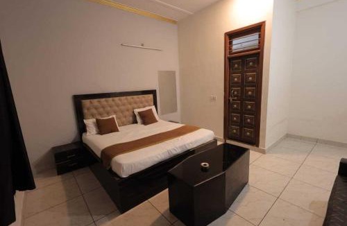 Etmadpur Hotel | Collection O Agra Kalindi Vihar Formerly Hotel Taj