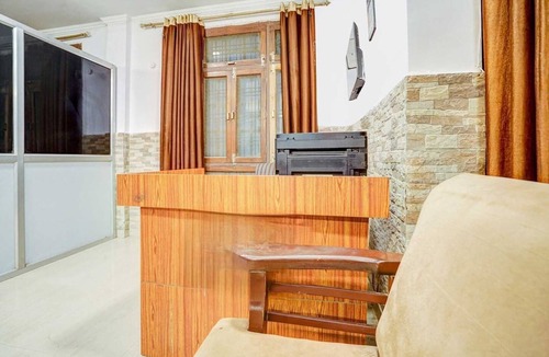 Mohangarh House | Collection O Aishbagh Railway Junction
