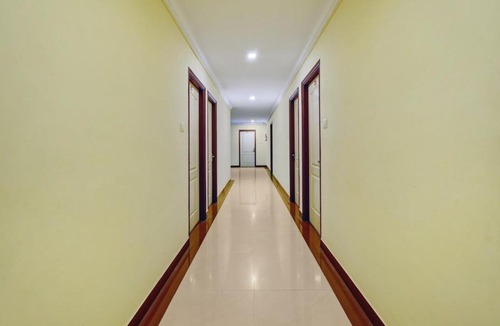 Vijaya Bank Layout Hotel | Collection O Bannerghatta Road Near IIM Bangalore