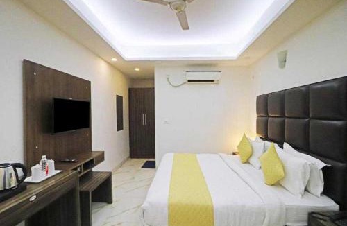 Kittur Hotel | Collection O Dharwad Bailhongal Road Formerly Sharavati Lodge