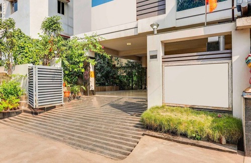 Dwaraka Nagar House | Collection O Dwarka Nagar Ramatalkies