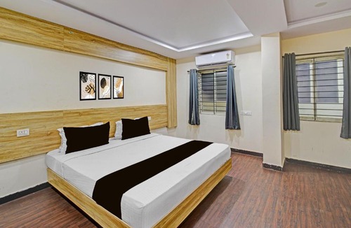 Hyderabad Hotel | Collection O ECIL Industrial Estate Formerly Hotel Cube