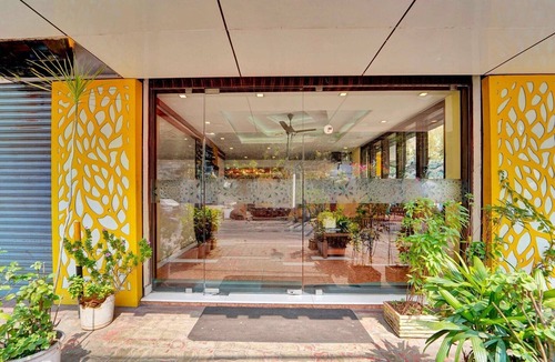 Kaloor House | Collection O Ernakulam North