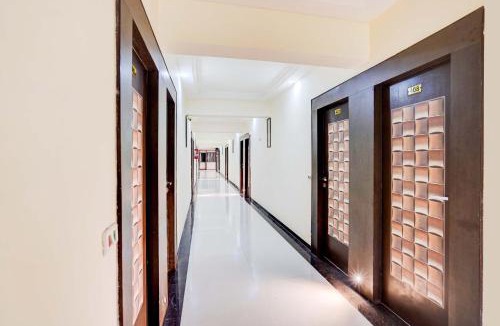 Infocity Hotel | Collection O Infocity Metro Station Gandhinagar Formerly Hotel Grand Krishna