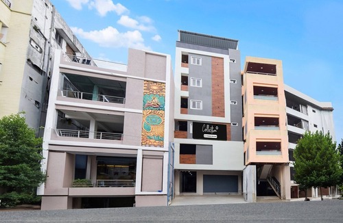 Hyderabad House | Collection O Kachiguda Bus Terminal
