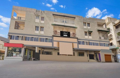 Ahmedabad House | Collection O Maninagar East