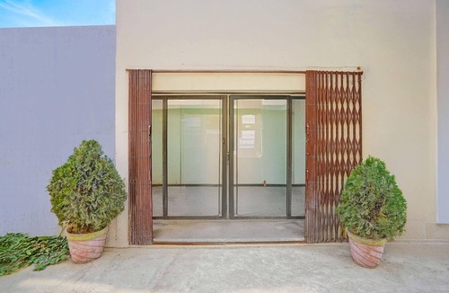 Civil Lines House | Collection O Prayagraj Bus Stop