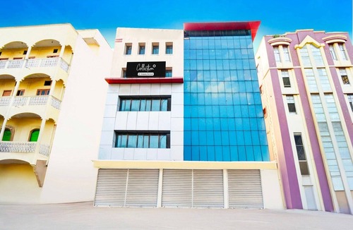 Hyderabad House | Collection O Santosh Nagar Hyderabad
