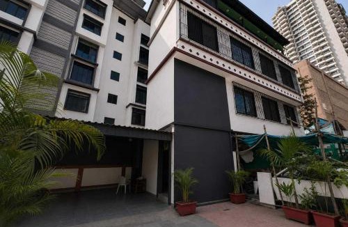 Bhayandar East Hotel | Collection O Vasai Creek Formerly Sri Sai Regency