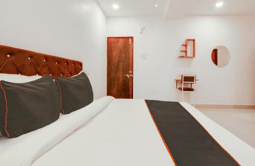 LB Nagar Hotel | Collection O White Ridge Kamineni