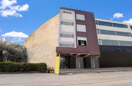 Zirakpur House | Collection O Zirakpur - Patiala Road