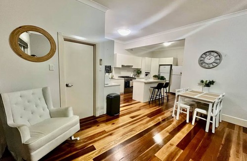 Brighton-le-Sands House | Comfortable Family House Near Brighton Le Sands Beach & Sydney Airport