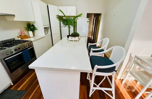Brighton-le-Sands House | Comfortable Family House Near Brighton Le Sands Beach & Sydney Airport