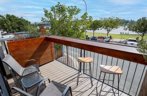 Batemans Bay Apartment | Comfy 2-Bedroom Apartment with a Clyde River View