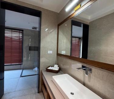 Tehri Hotel | Corbett AnandaVana