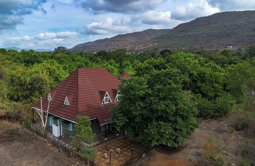 Paud Villa | CosmicStays Raanjai