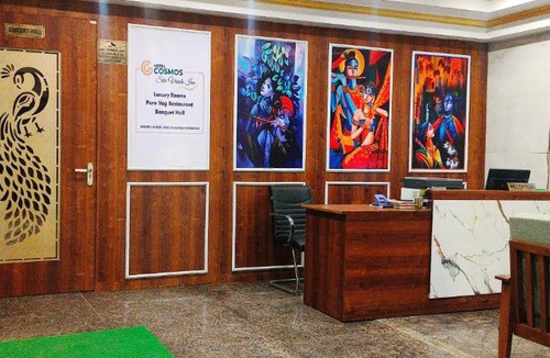Vrindavan Hotel | Cosmos Shri Vrinda Inn