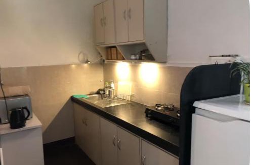Vile Parle Apartment | Cosy studio at Delphi bungalow