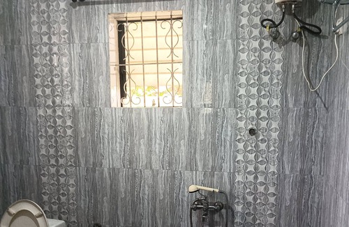 Sangolda House | Cozy 2-bedroom bungalow with WiFi and AC Sangolda North Goa swimming pool