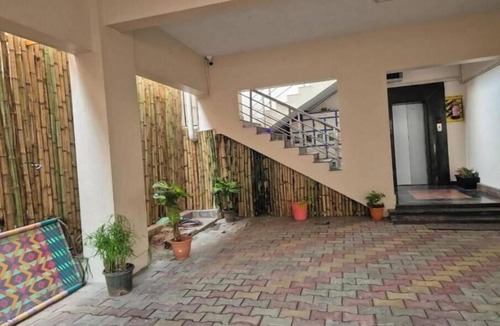 Dindigul House | Cozy apartment in charming Dindigul with AC/Mymoon service apartment