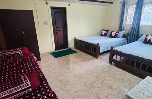 Madikeri House | Cozy Coffee Estate Homestay Coorg Madikeri