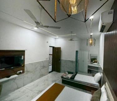 Rajpura Hotel | Crystal Garden