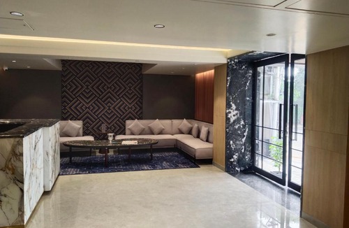 Agra Hotel | Crystal Inn