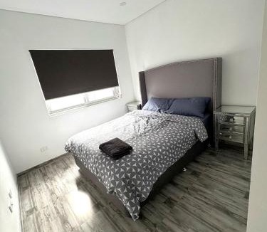 Guildford House | Cute Amazing Palace