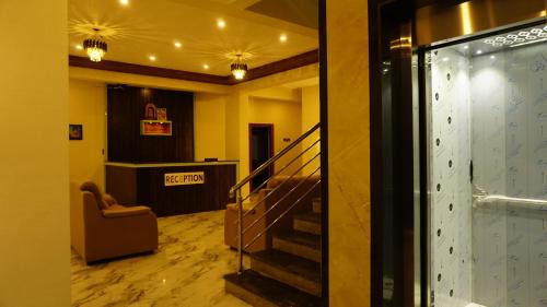 Chikkamagaluru Hotel | D D Luxury Inn