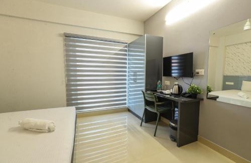 Kakkanad Hotel | D Mirage Hotels