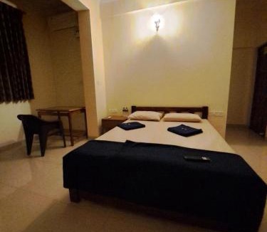 Colvale Apartment | D'souza's Guest House