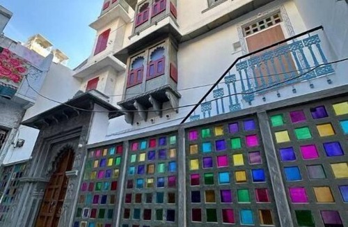 Udaipur City Centre House | Dakhsina haveli heritage Deluxe room