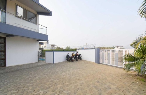 Malavli Hotel | DanCenter Arohi Villa | 4BHK | Pvt Pool | Lonavala